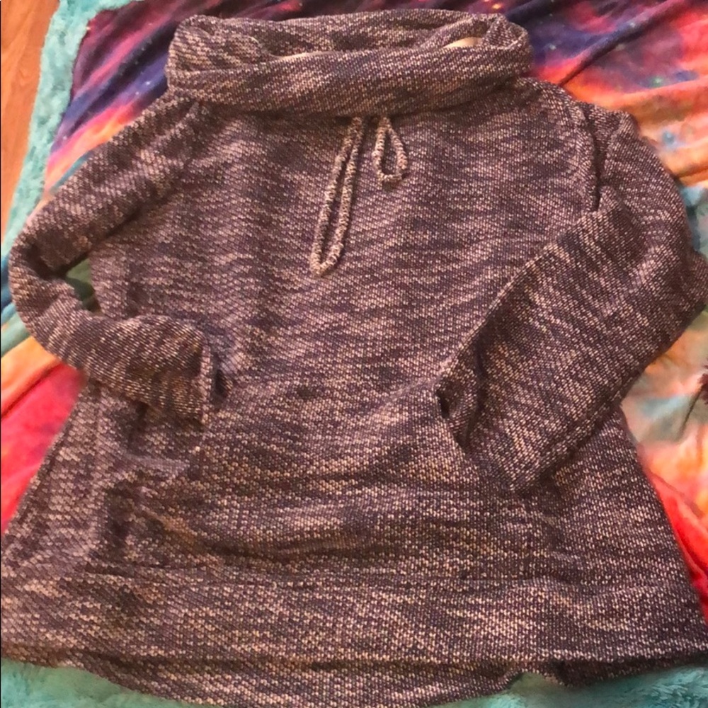 EUC Loveapella XL Navy and White Sweatshirt